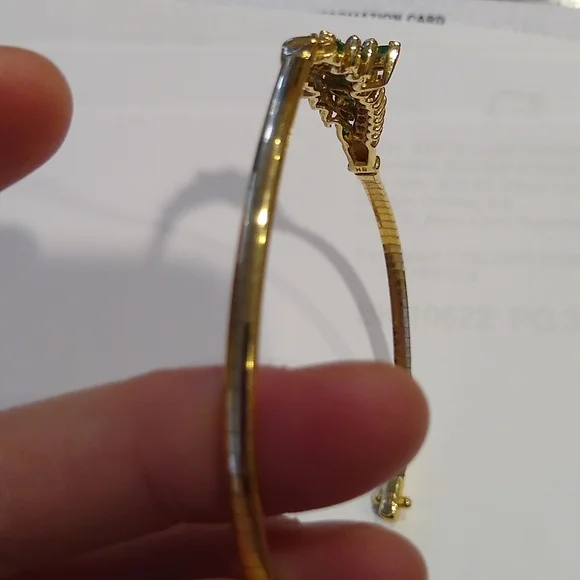 Emerald and diamond Omega bracelet, 14k yellow gold - Picture 9 of 13